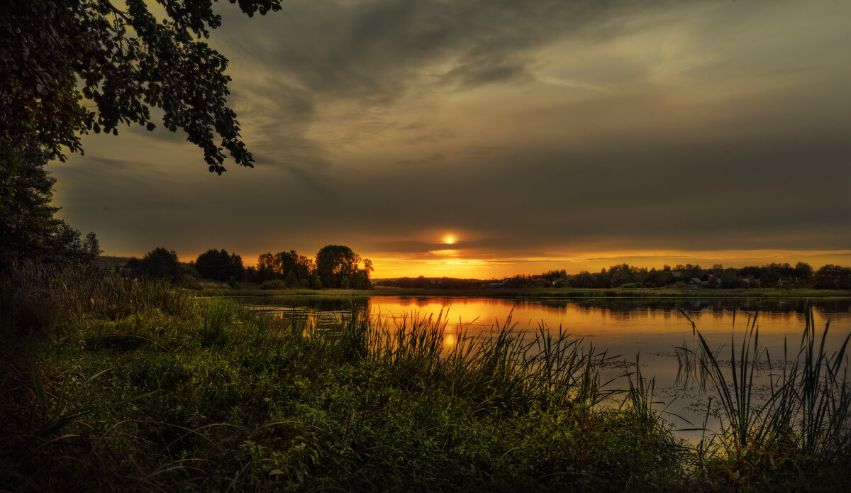 Тёплый закат осени - sorovey Sol