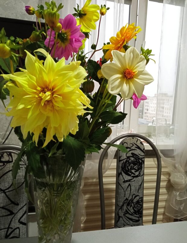 Сентябрь - Венера Чуйкова