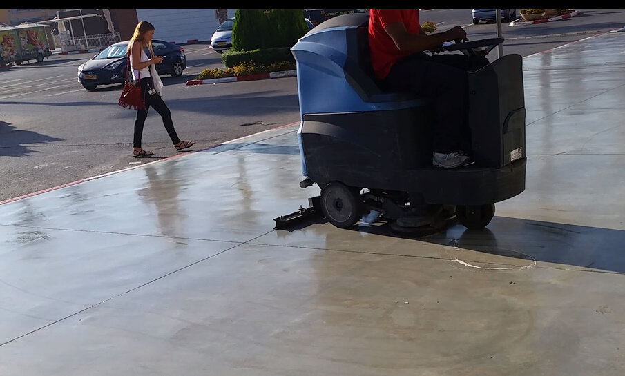 113 (162) - CLOSE WAYS ALL