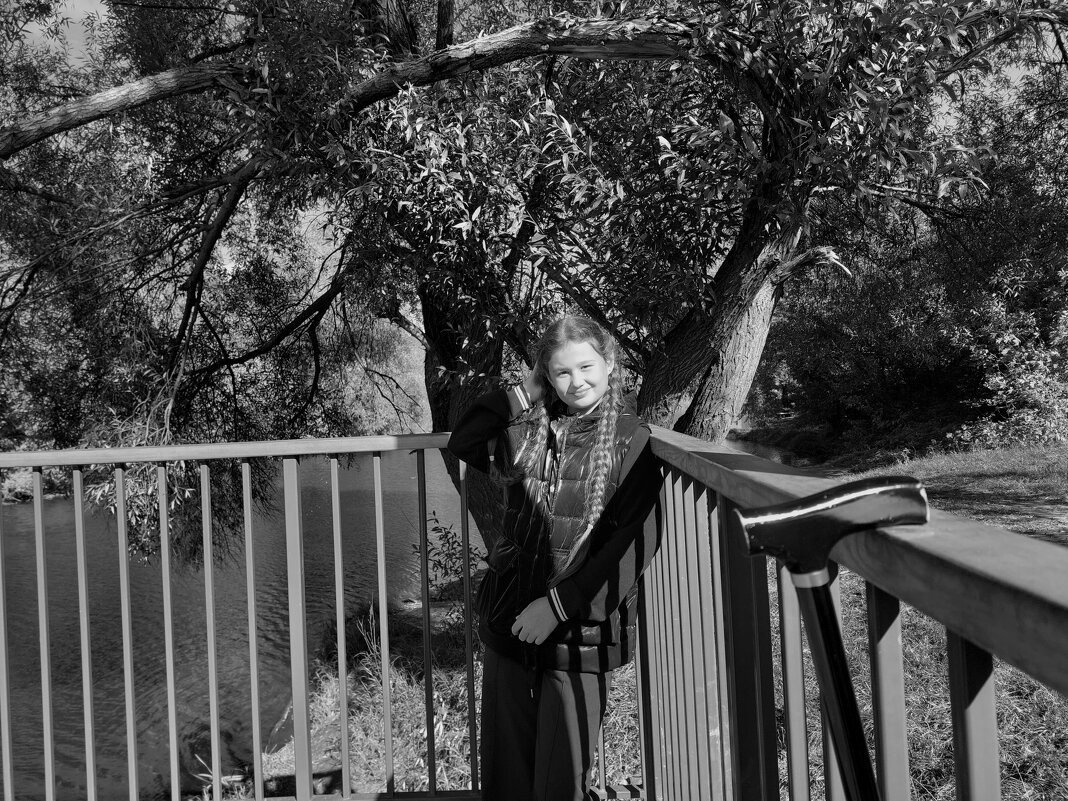 тень превратила фото в ребус... - Артём 