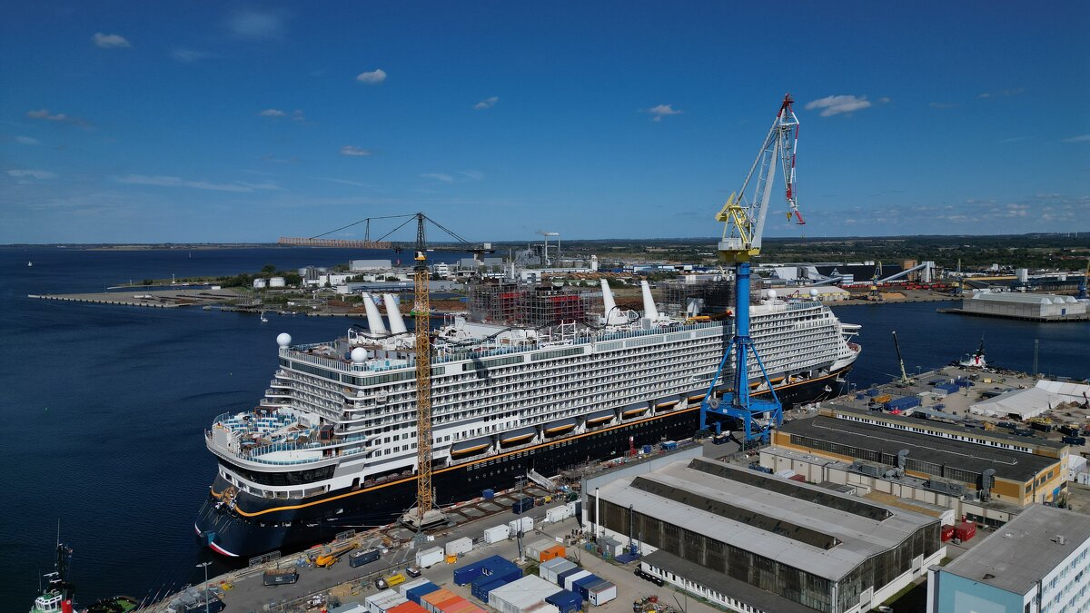 СТРОИТЕЛЬСТВО ГИГАНТА. - Mila .