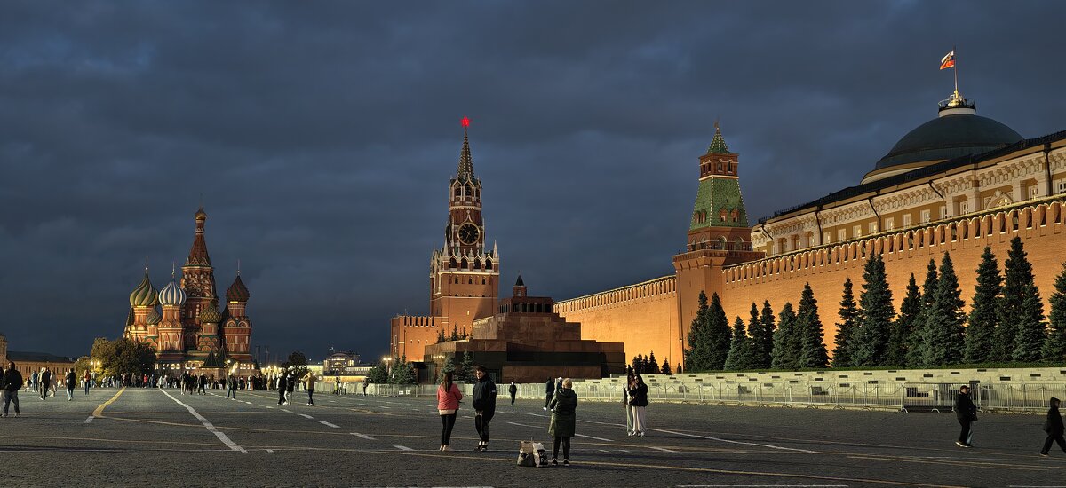 Вечерняя Москва - <<< Наташа >>>