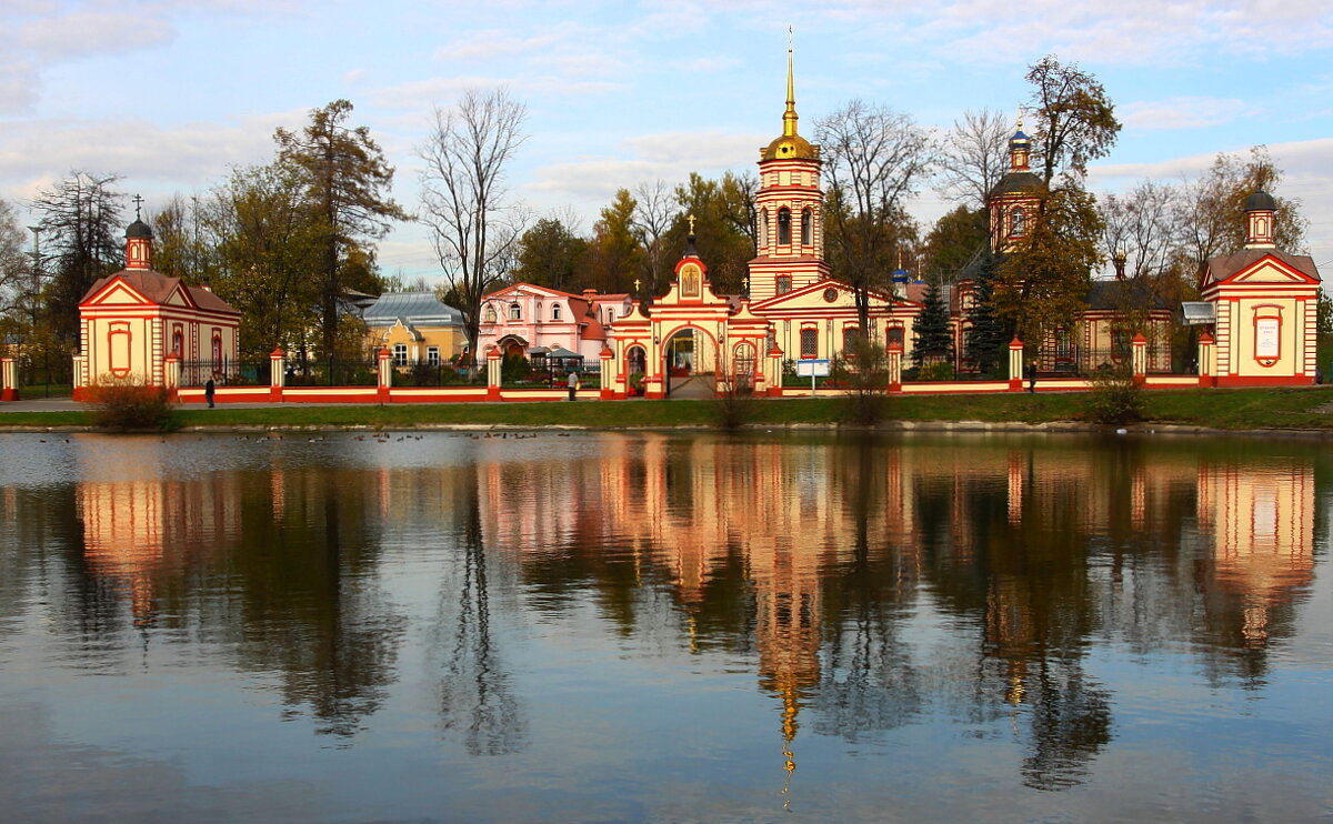 Церковь Воздвижения Креста Господня в Алтуфьево. - Николай Кондаков