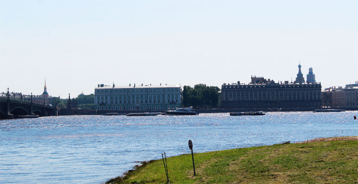 Дворцовая набережная - Любовь ***