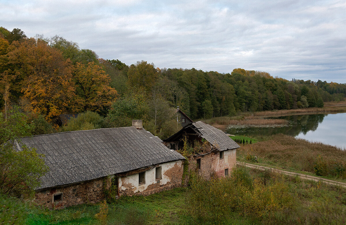 Покинутый и заброшенный - Регина 
