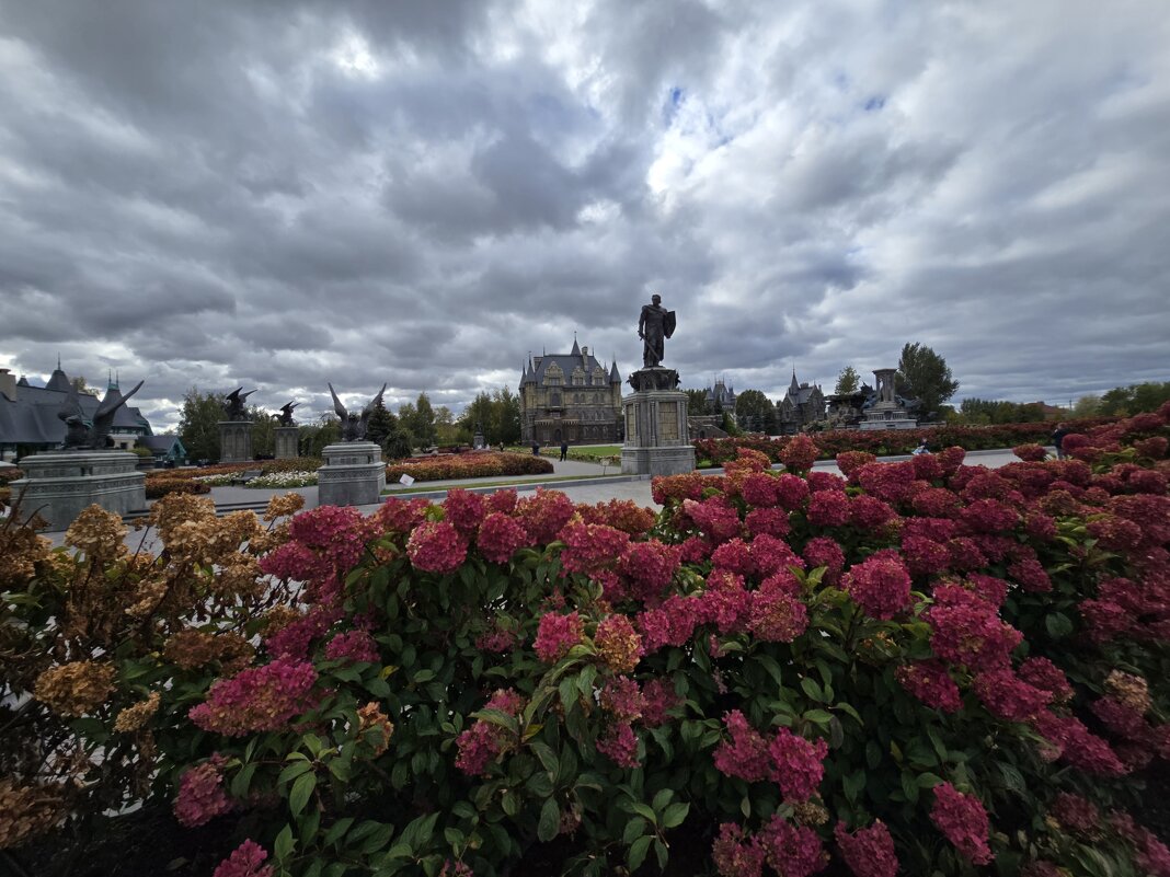 Замок Гарибальди - Рустам Кашапов