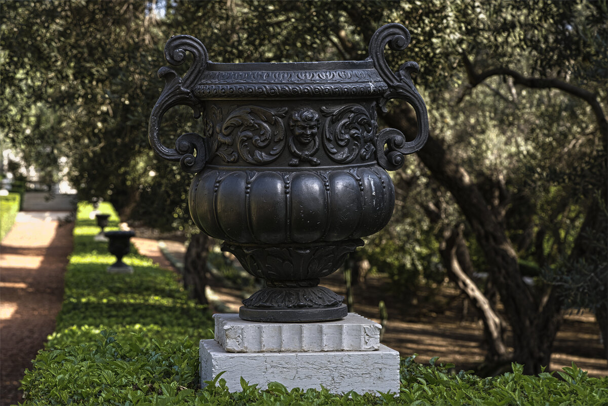 Хайфа Бахайские сады и усыпальница Баба. Цетр бахайской религии *север страны * Израиль 2025г Ваза - ujgcvbif 