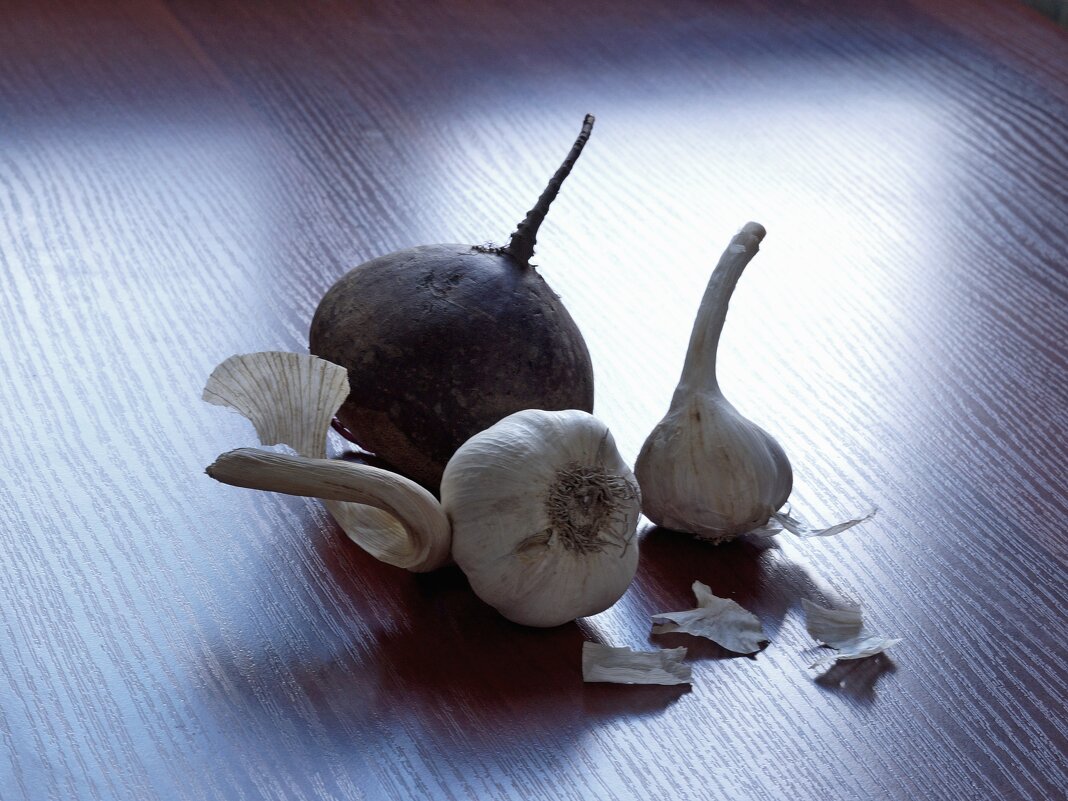 Свёкла и чеснок - София 