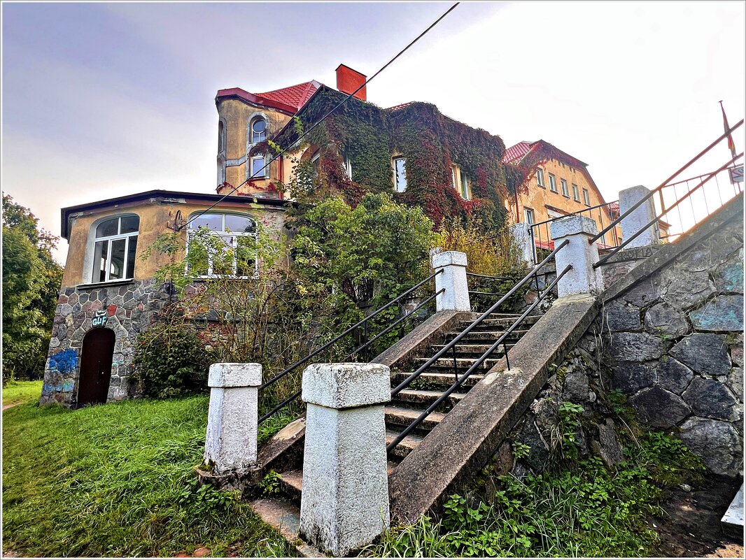 Замок Лаукен. - Валерия Комова