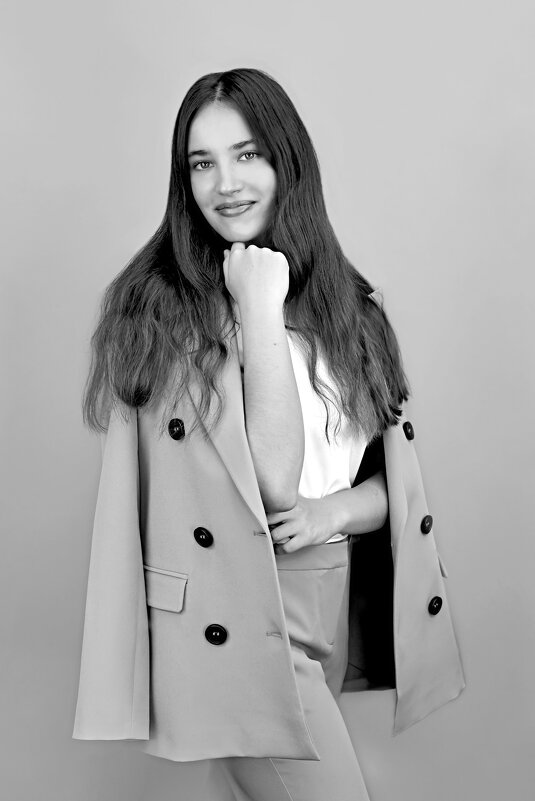 девушка - Александра Николаева