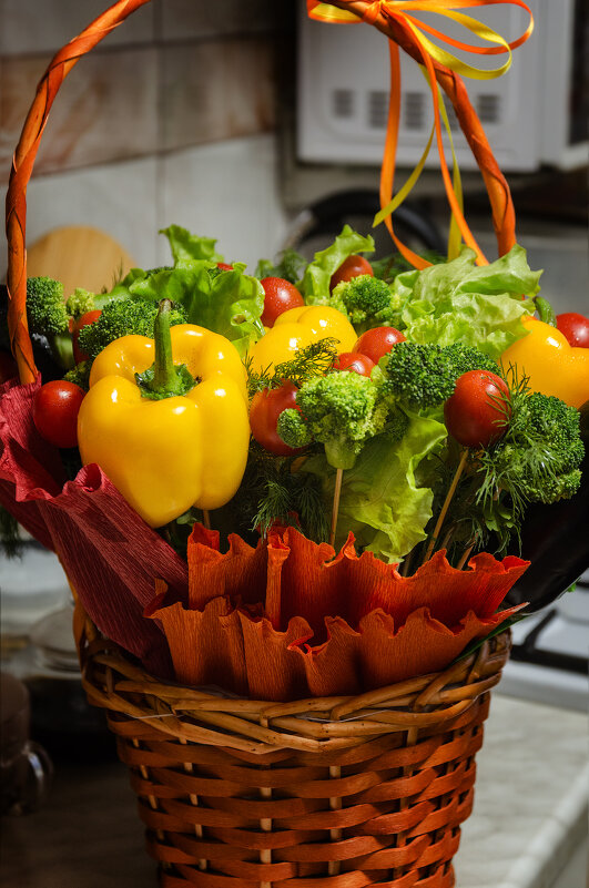 Осенний подарок - Виктор Иванович Чернюк