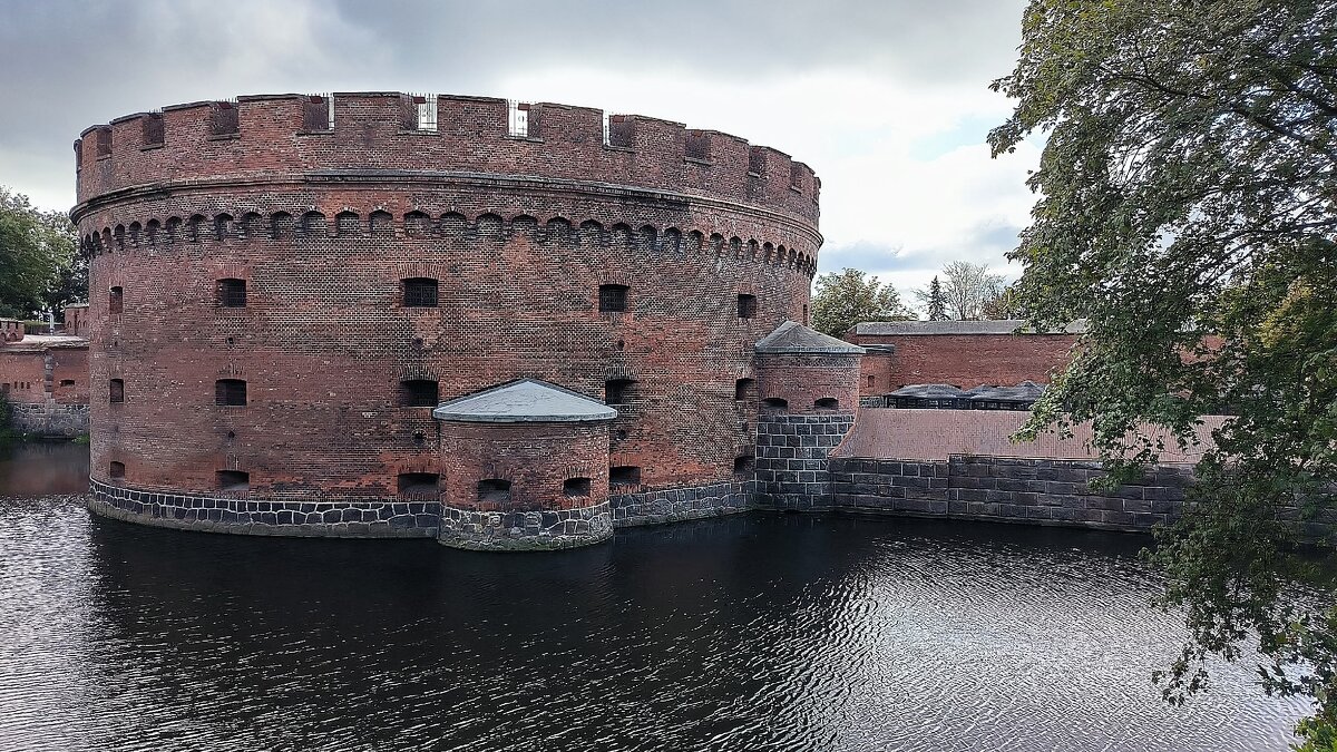 Калининград. Башня Дона. - Ольга 