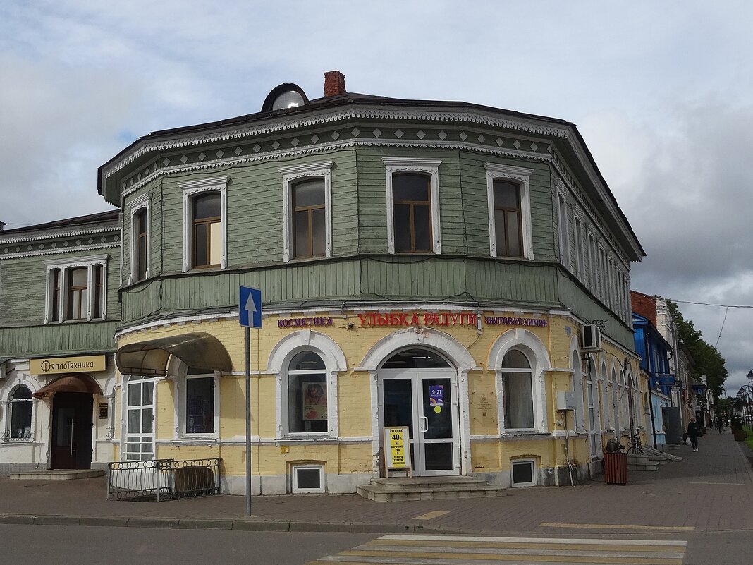 Дом купцов Харинского и Щекина в Торопце - Лидия Бусурина