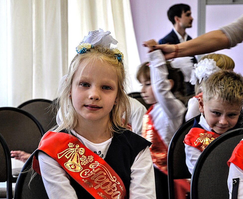 Первоклассница ! Нет ! Уже семиклассница ! ) - Анатолий Колосов