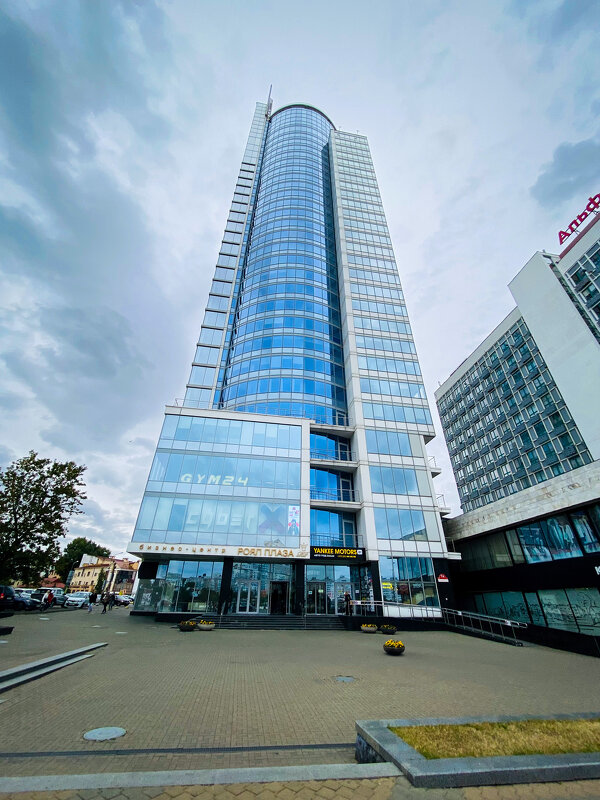 *** - Игорь Чичиль