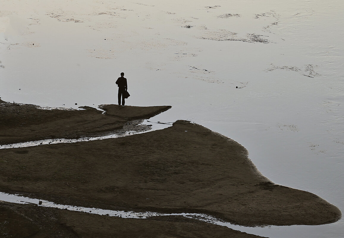 у Днепра на закате - Тарас Золотько