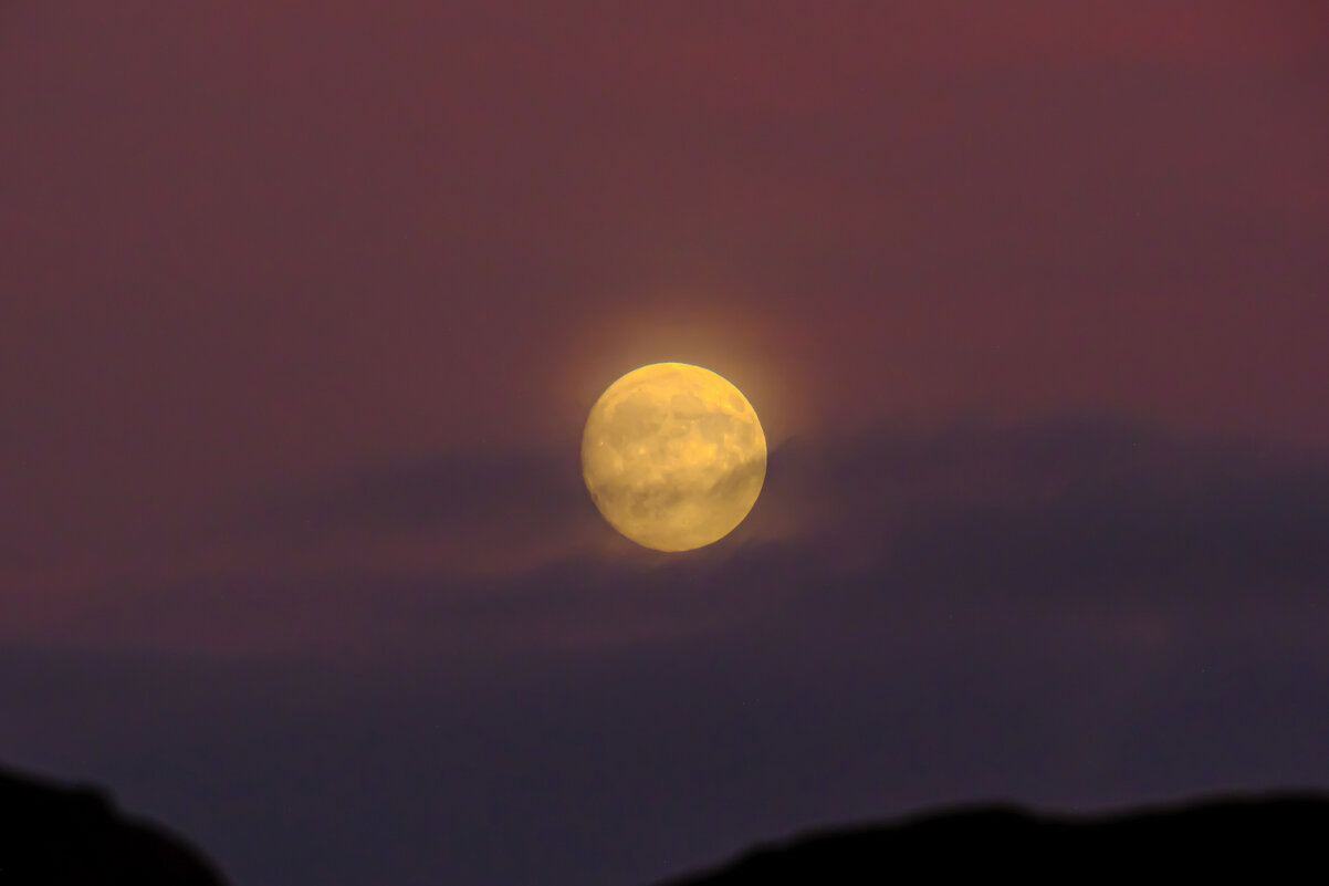 Восход Луны во время заката солнца - Георгий А