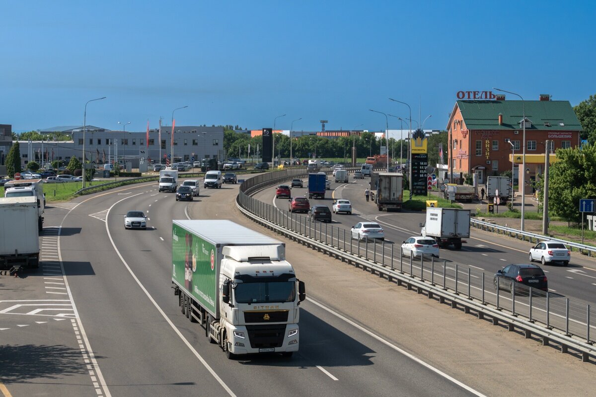 Трасса М-4 в Краснодаре - Игорь Сикорский