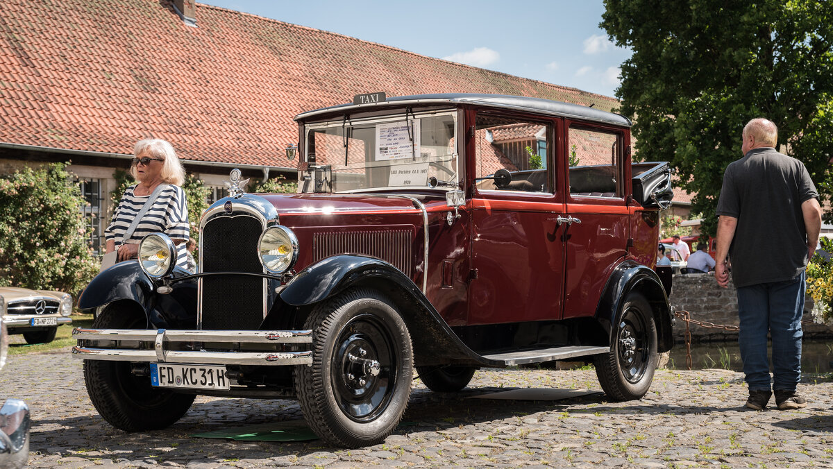 Citroen Taxi Parisien 1930 - Олег Зак