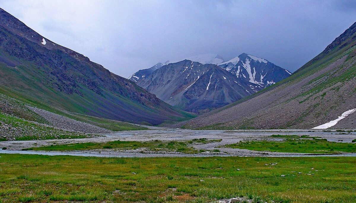 ПРИТОК ОЙГАИНГА. h- 2850м. - Виктор Осипчук ПРИТОК ОЙГАИНГА. h- 2850м. - Виктор Осипчук