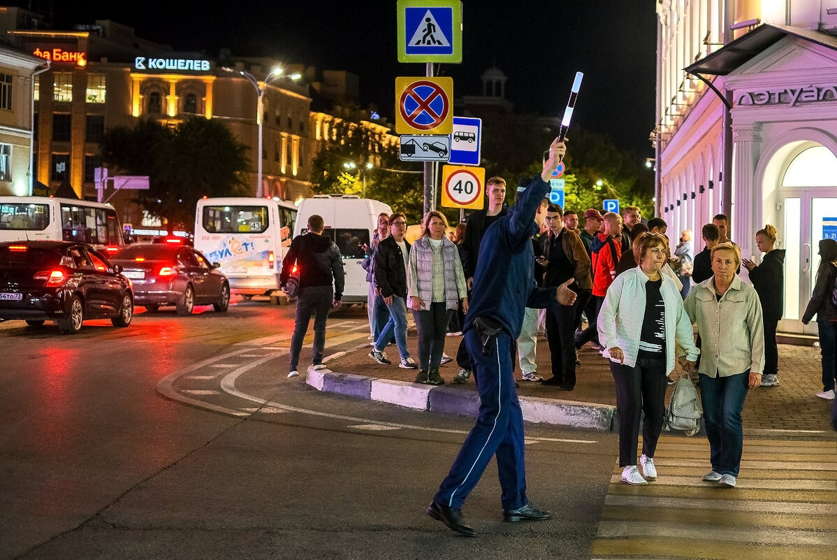 Перекрёсток... - Влад Никишин