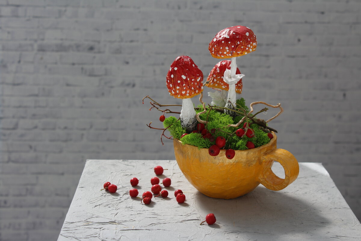 Иухоморы, папье-маше. - Нина Сироткина 