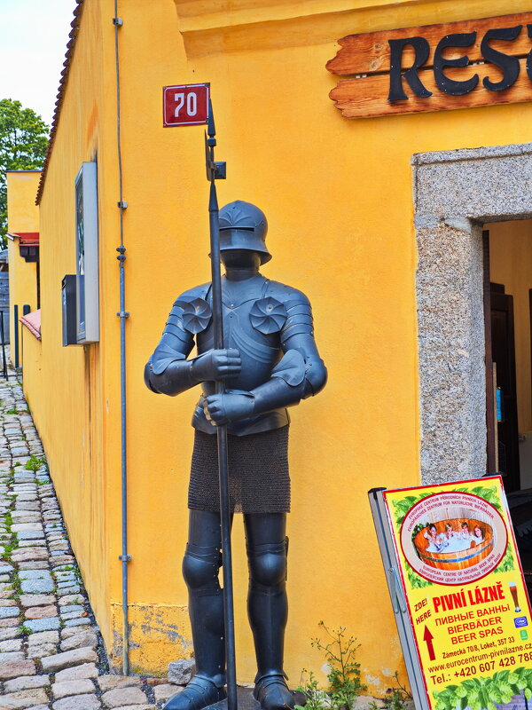 *** - Witalij Löwin