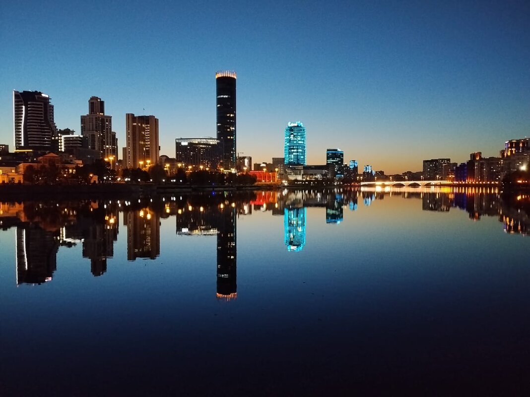 *** - Сергей Сергеев