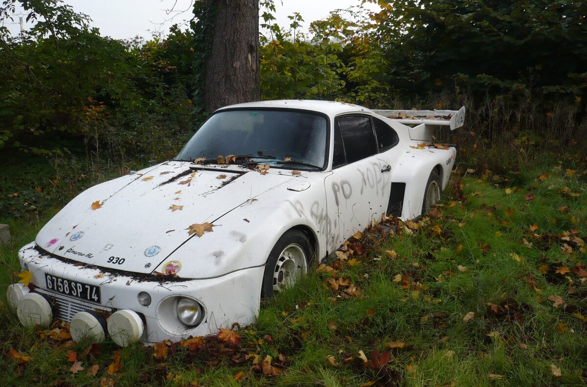 Брошенный Порш Альмера. Франция - Gen Vel Брошенный Порш Альмера. Франция - Gen Vel