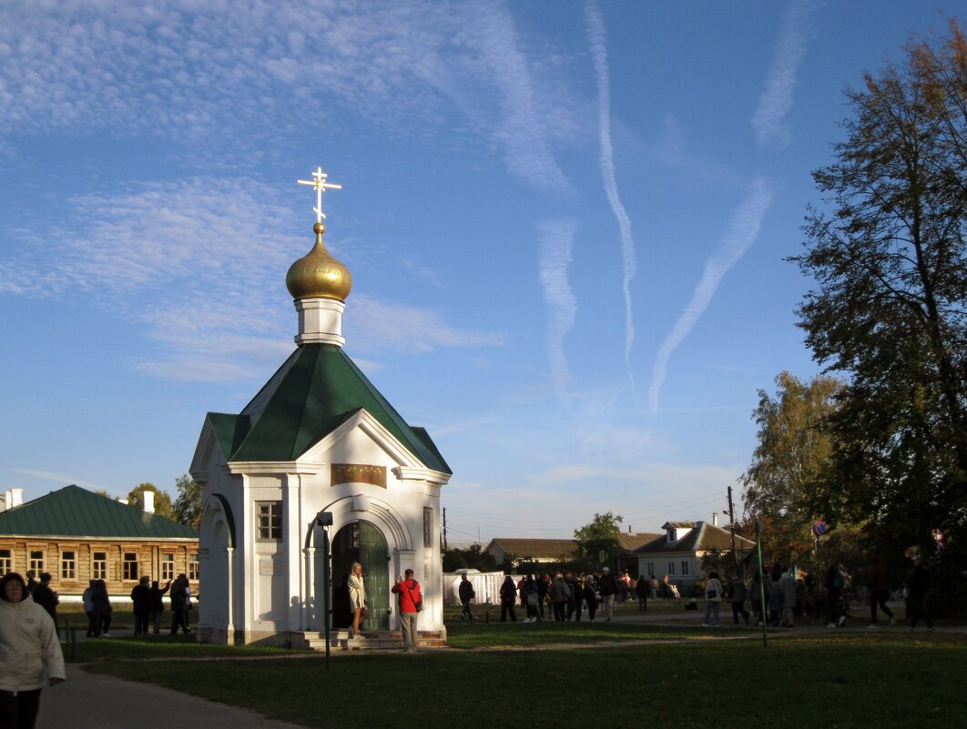Часовня в центре села - Galina Solovova Часовня в центре села - Galina Solovova