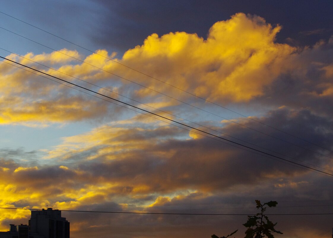 Октябрьский восход... - Юрий Куликов