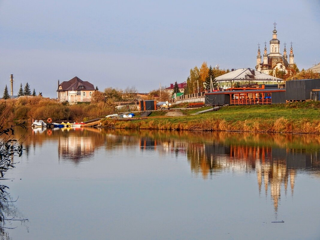 Городская набережная Исети ) - Елена Хайдукова ( Elena Fly ) Городская набережная Исети ) - Елена Хайдукова ( Elena Fly )