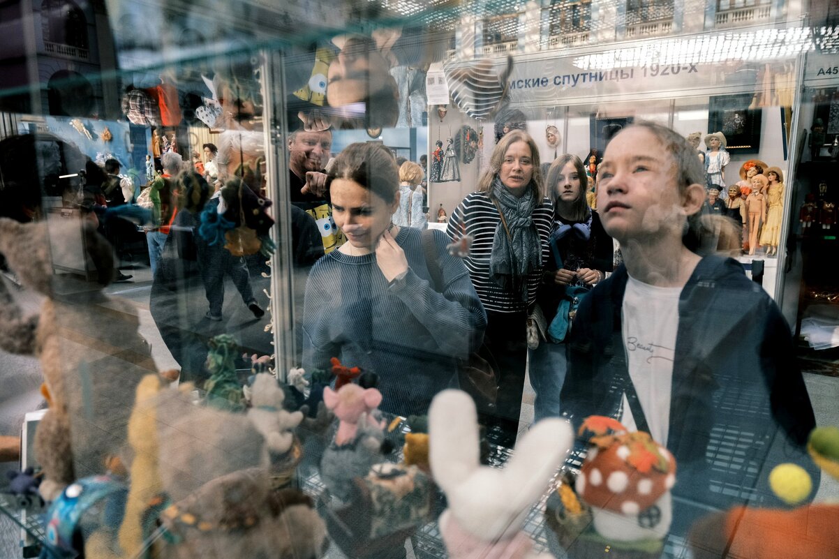 Люди и куклы - Сергей Золотавин Люди и куклы - Сергей Золотавин