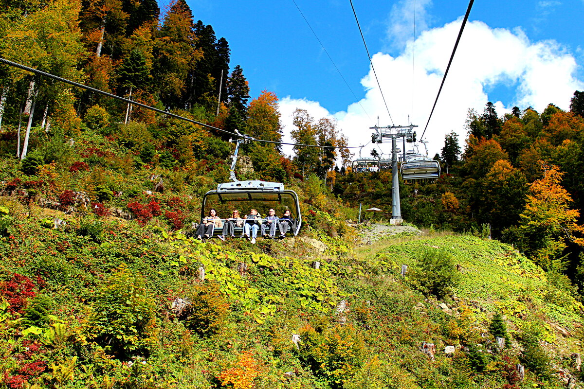 Горная осень (путешествие по открытой канатной дороге) - Татьяна Лютаева