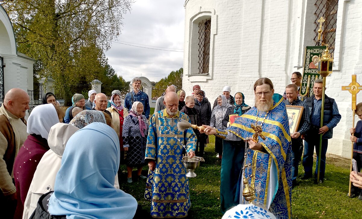 Престольный праздник. Окропление. - Михаил Попов Престольный праздник. Окропление. - Михаил Попов