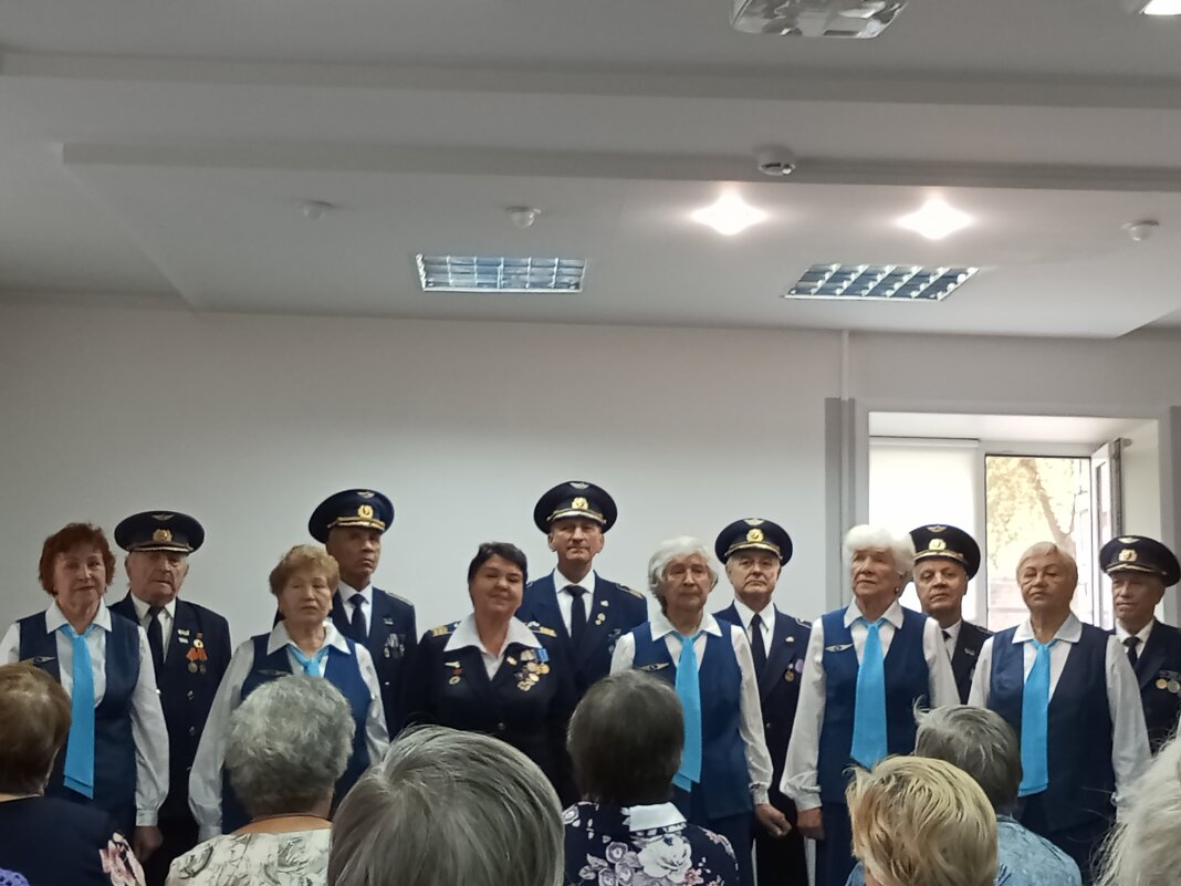 На сцене "Авиарябинушка" - Виктор 