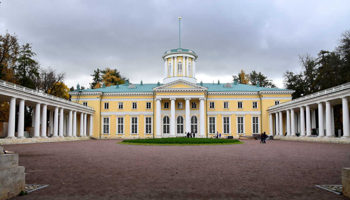 Архангельское. Осень. - tatiana 