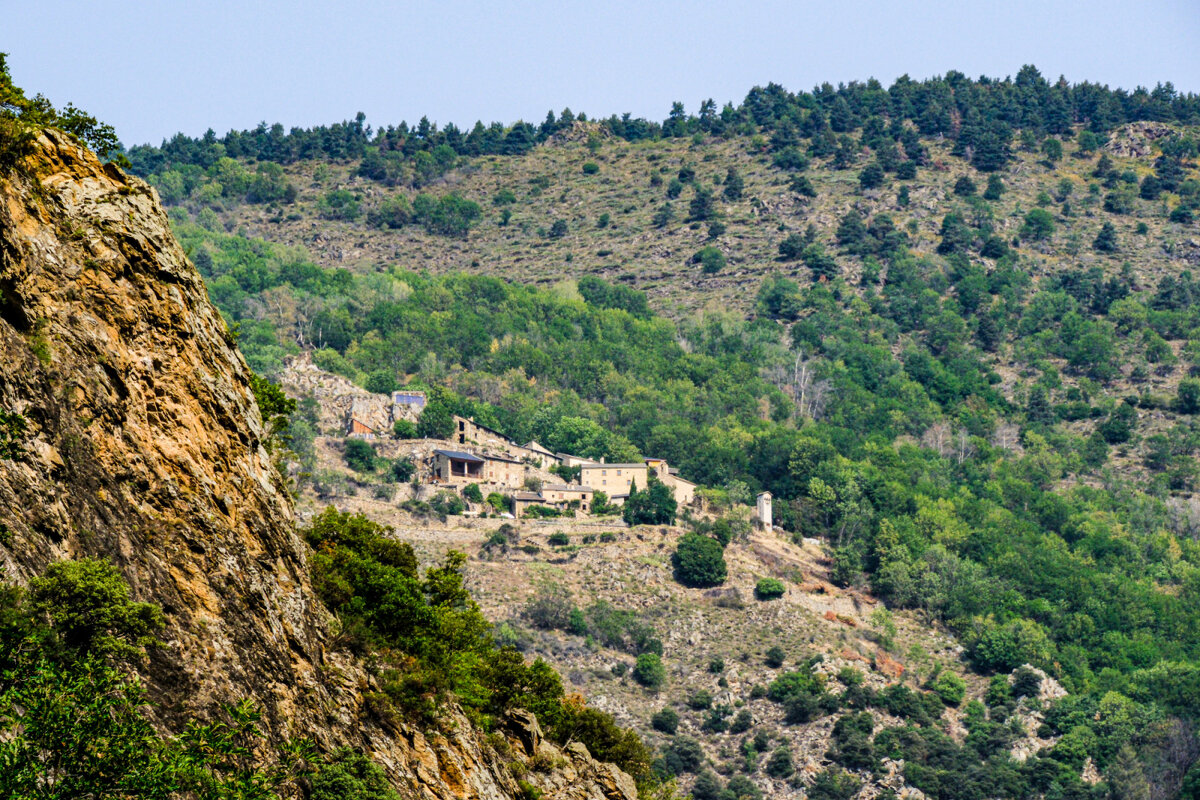 Деревушка в горах - Георгий А