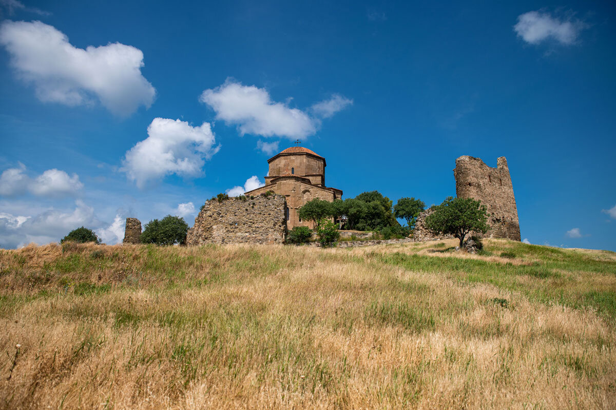Джвари — грузинский монастырь и храм VII века. Грузия. - Дина Евсеева