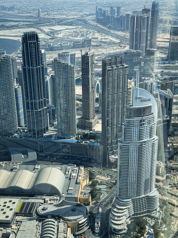 Небоскребы - горы индустриального периода... - Андрей Город