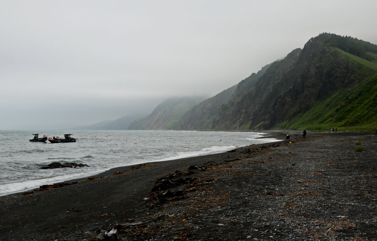 Чёрный песок. Залив Анива. Сахалин. - Ирина Нафаня