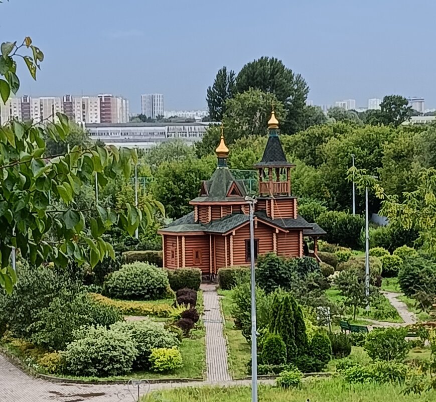 церковь Иоанна Богослова в монастырском саду - Галина R...