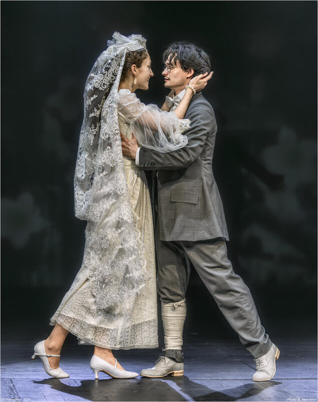 Актёры Ксения Ольховская в роли Соны и Денис Мухоян в роли Котэ (племянник князя). - Александр Максимов