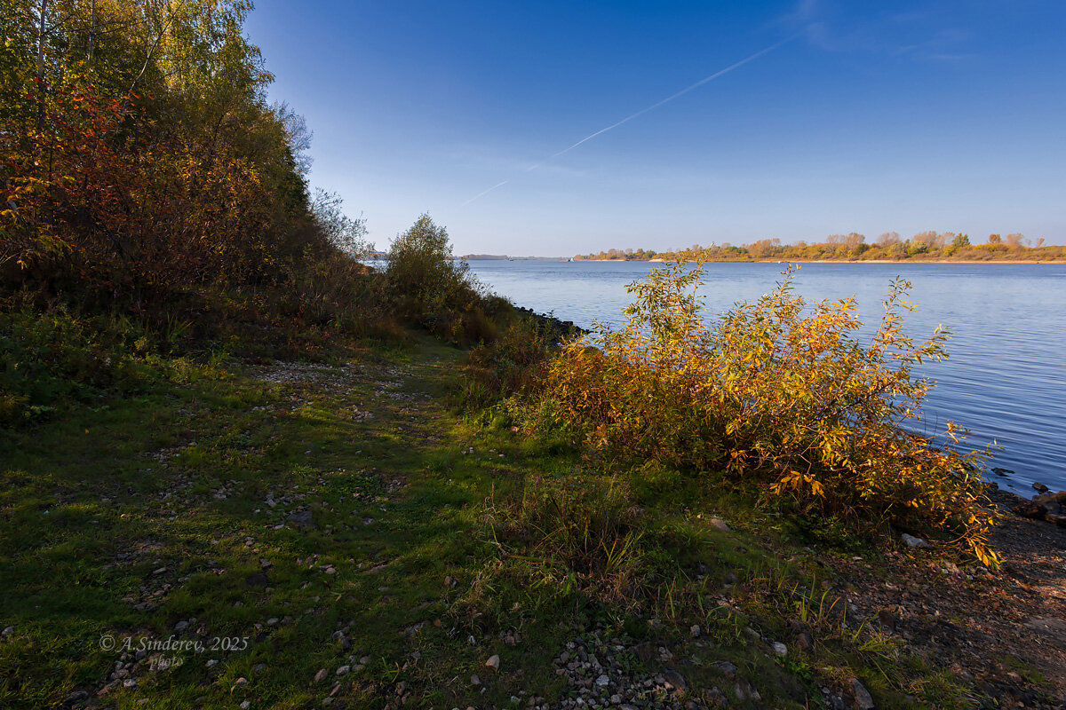Пейзаж на берегу Волги - Александр Синдерёв