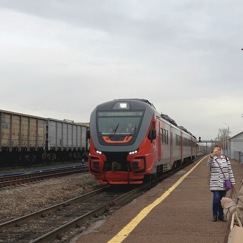 Октябрь - Венера Чуйкова