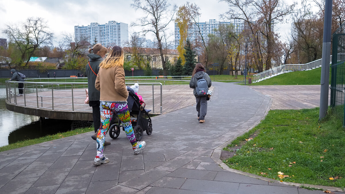 Городска Зарисовка - юрий поляков