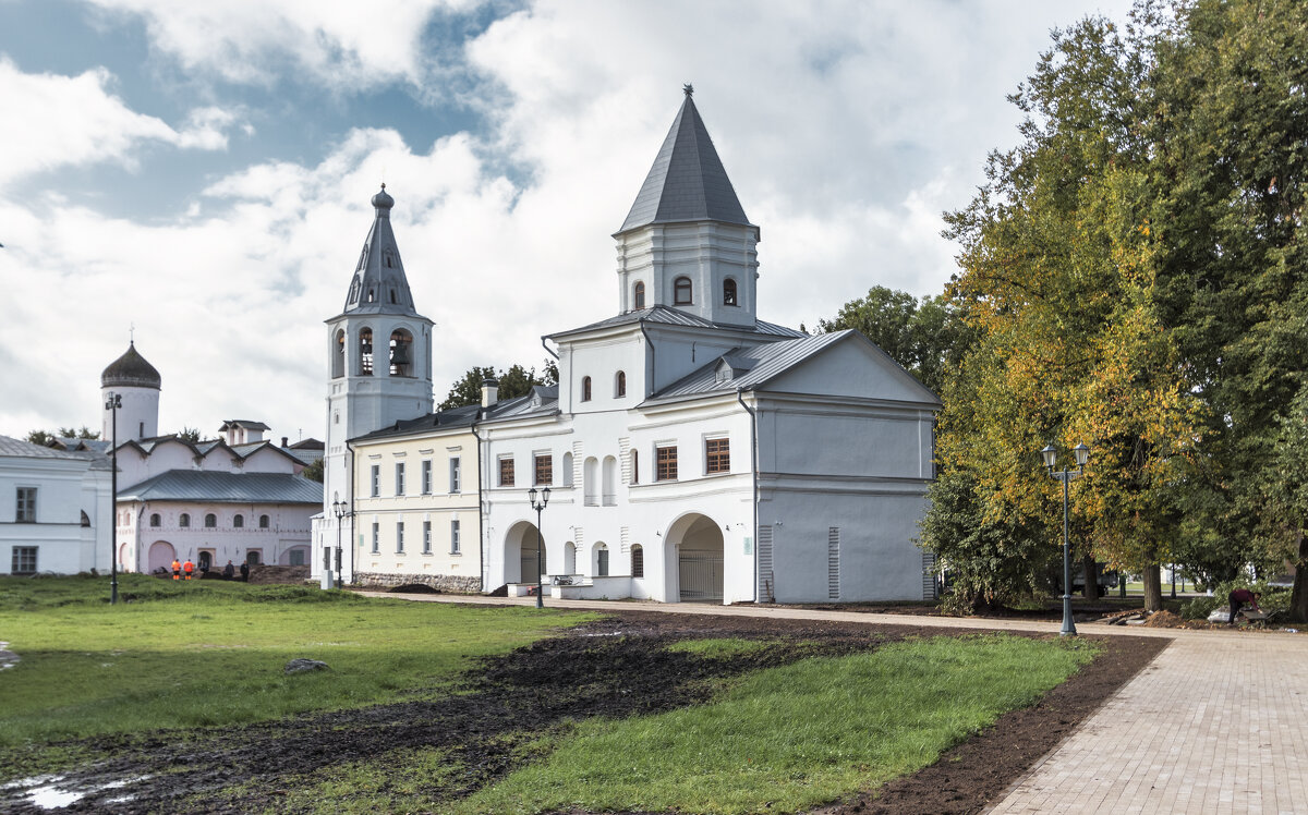 Воротная башня Гостиного двора - Андрей Неуймин