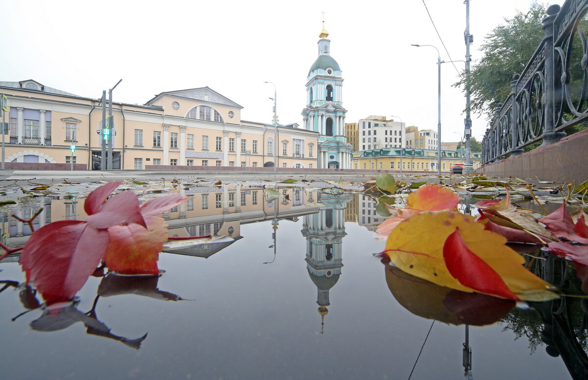Яузские Ворота 19 октября - Михаил Бибичков