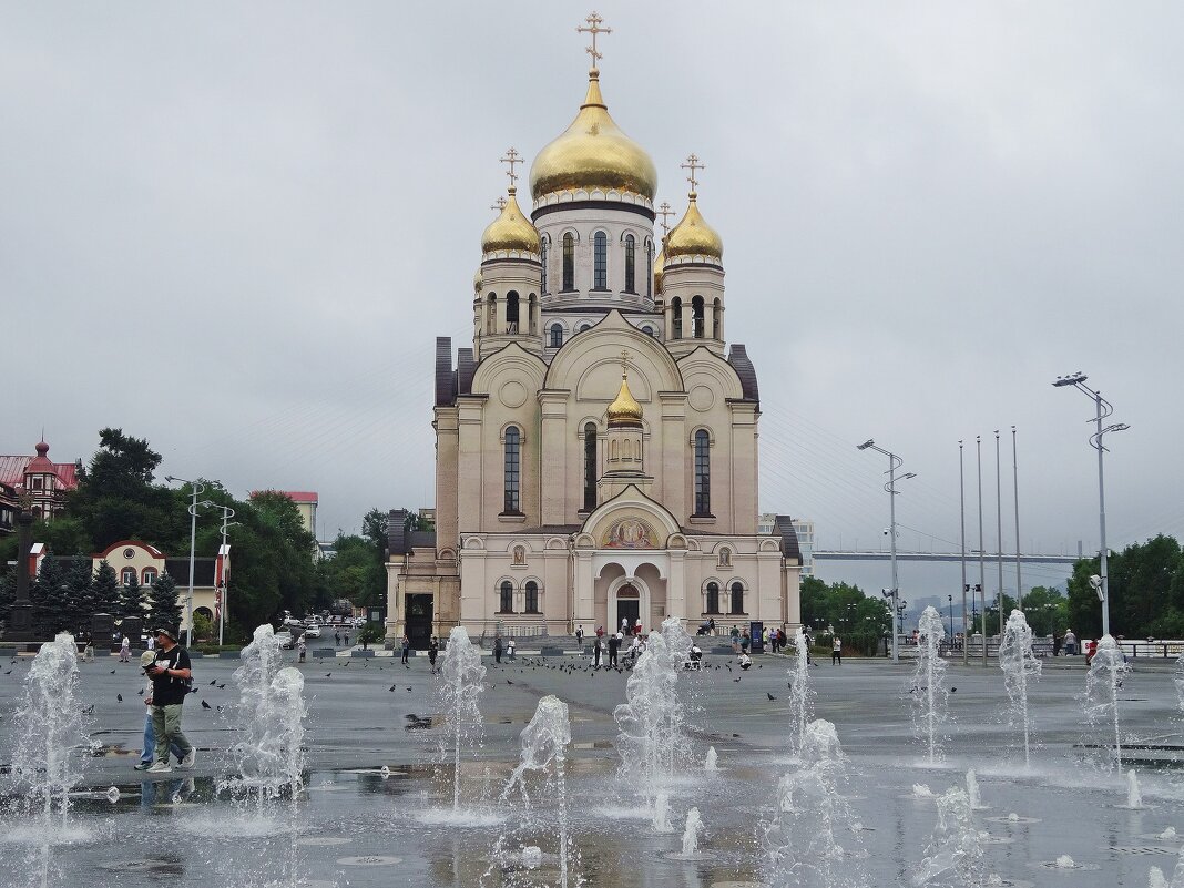 Площадь Борцов Революции. Владивосток - Лидия Бусурина