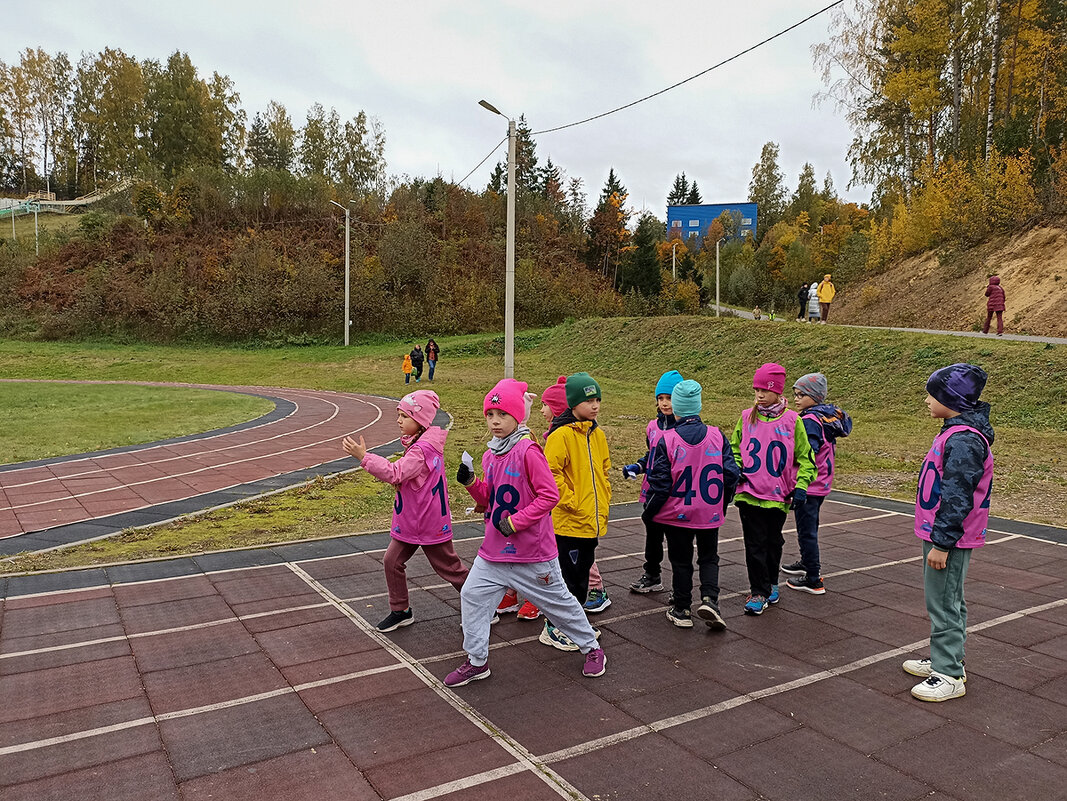 Спортсмены лыжной школы по подготовке олимпийского резерва, Юкки, СПб. Осень.удалитьредактировать - Лилия * Спортсмены лыжной школы по подготовке олимпийского резерва, Юкки, СПб. Осень.удалитьредактировать - Лилия *